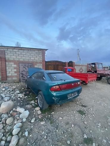 Mazda 323: 1995 г., 1.5 л, Механика, Бензин, Лифтбек