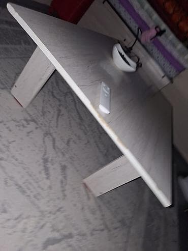 office table: Низкий журнальный столик в современном минималистичном стиле. - — 2