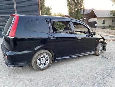 1: Honda Stream: 2002 г., 1.7 л, Автомат, Бензин, Минивэн — 5