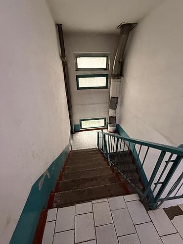 variant kg: 2 комнаты, 48 м², 105 серия, 5 этаж, Старый ремонт — 3