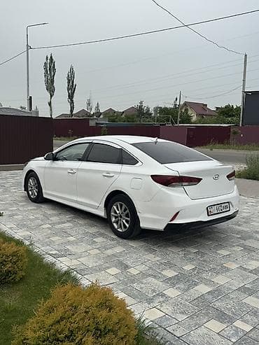 не битая не крашенная радной краске один хозяин: Hyundai Sonata: 2017 г., 2 л, Автомат, Газ, Седан — 5