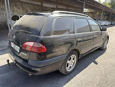 Продажа авто: Toyota Avensis: 2002 г., 2 л, Механика, Дизель, Универсал — 3
