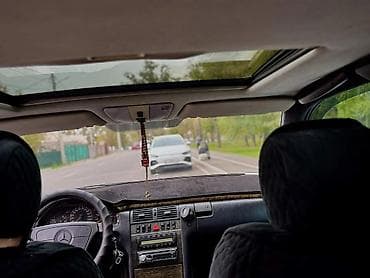 v class: Mercedes-Benz E-Class: 1996 г., 3 л, Автомат, Бензин, Седан — 5