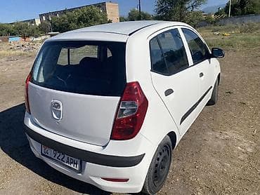 кок талаа: Hyundai i10: 2011 г., 1.1 л, Кол менен иштөөчү, Бензин, Хетчбек — 6