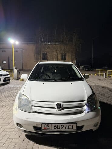 tayota runx: Toyota ist: 2004 г., Автомат, Бензин, Хетчбек — 2