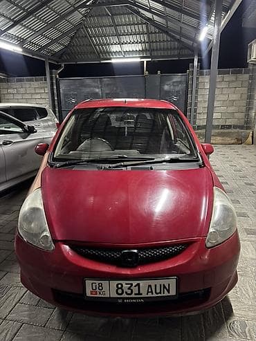 Honda Fit: 2001 г., 1.3 л, Автомат, Бензин, Хэтчбэк