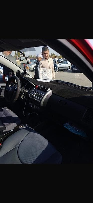 мега авто: Honda Fit: 2008 г., 1.5 л, Автомат, Бензин, Хэтчбэк — 5