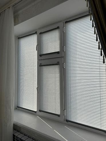 Горизонтальные жалюзи на пластиковые окна - Тип: мини-жалюзи на