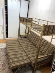 кровать двухспальная бу: Прямой диван, Б/у, Трехместный — 7