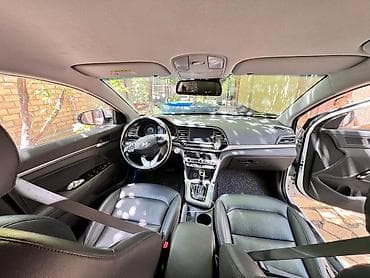 byd e5: Hyundai Elantra: 2018 г., 1.6 л, Автомат, Бензин, Седан — 3