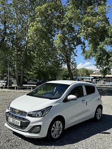 аварийный знак: Chevrolet Spark: 2021 г., 1 л, Автомат, Бензин, Хэтчбэк — 1