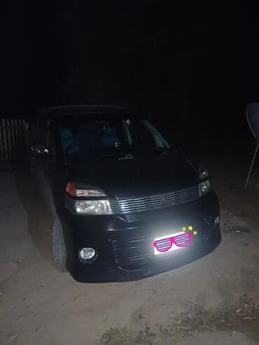 набор ключ инструмент: Toyota Voxy: 2002 г., 2 л, Автомат, Бензиновая, Минивэн — 12