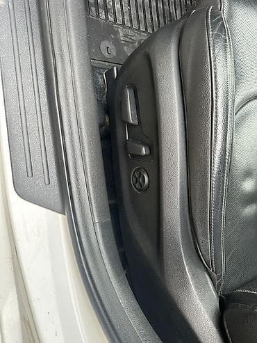 step 2: Hyundai Sonata: 2018 г., 2 л, Автомат, Газ, Седан — 6