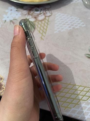 зарядник macbook: IPhone 11 Pro, Б/у, 256 ГБ, Зеленый, Чехол, 92 % — 10