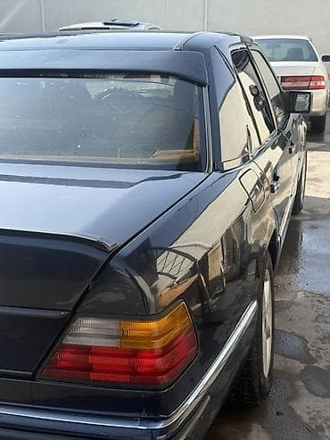 lexus js: Mercedes-Benz W124: 1992 г., Седан — 3