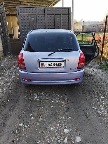 Унаа сатуу: Toyota Duet: 2003 г., 1 л, Автомат, Бензин, Хетчбек — 3