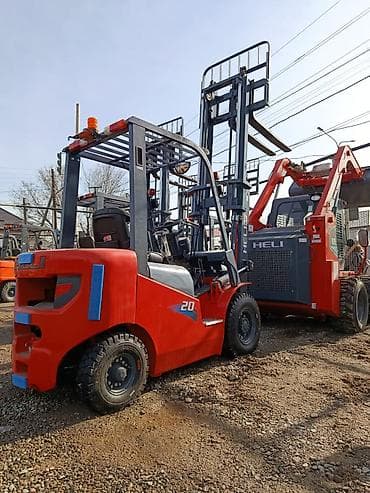 ДОЛГОСРОЧНАЯ АРЕНДА КАРЫ, УСЛУГИ ВИЛОЧНОГО ПОГРУЗЧИКА, АВТОКАРА Мы