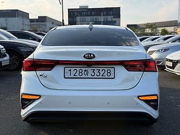 e2 byd: Kia K3: 2019 г., Вариатор, Бензин, Седан — 2