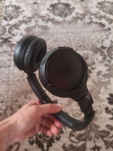 samsung buds 4 pro: Беспроводные накладные наушники, JBL, Б/у — 3