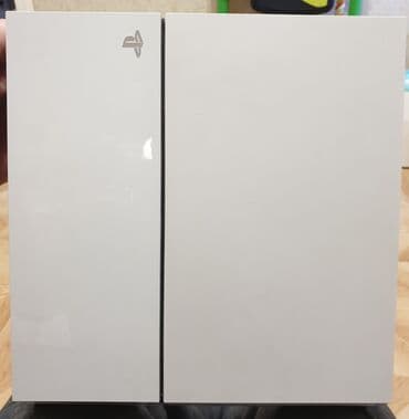 игры на пс4: Игровая консоль Sony PlayStation 4 (цвет Glacier White) в комплекте — 3