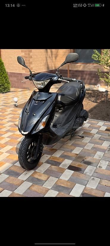 Скутеры: Скутер Suzuki Address (50–110 cc, по семейству модели) в чёрном цвете — 6