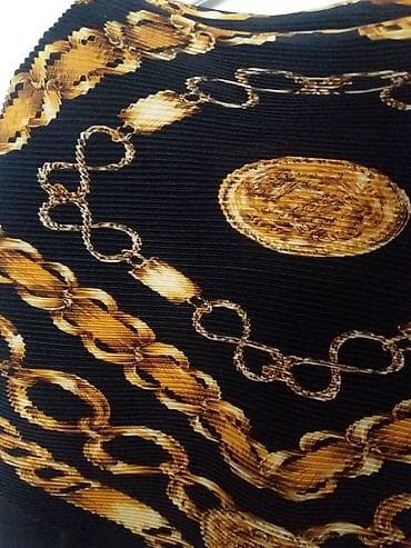 Продаю новый шарф-платок, Корея (гофрированный шелк). Носить можно как