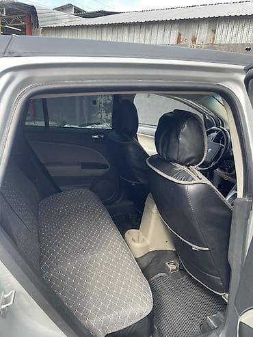 devo matiz: Dodge : 2010 г., 2 л, Автомат, Бензин, Кроссовер — 6