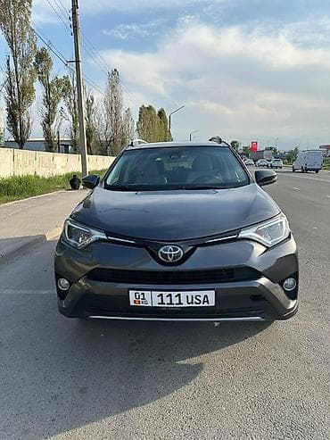Toyota RAV4: 2017 г., 2.5 л, Автомат, Бензин, Кроссовер