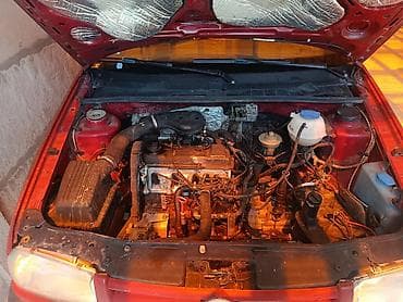 Унаа сатуу: Volkswagen Vento: 1993 г., 1.8 л, Кол менен иштөөчү, Бензин, Седан — 4