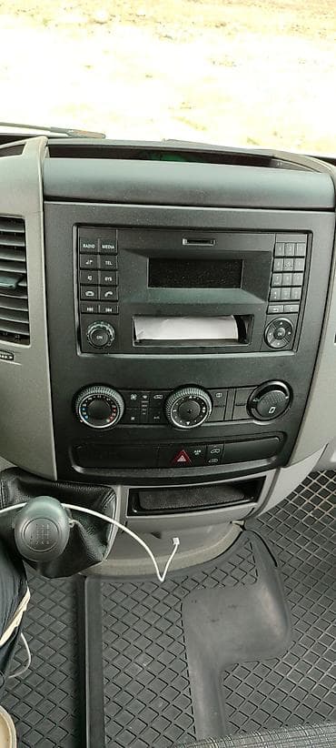 спринтер 2018 года: Легкий грузовик, Mercedes-Benz, Новый — 10