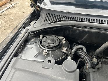 toyot: Toyota Avensis: 2004 г., 2 л, Автомат, Бензин, Универсал — 8