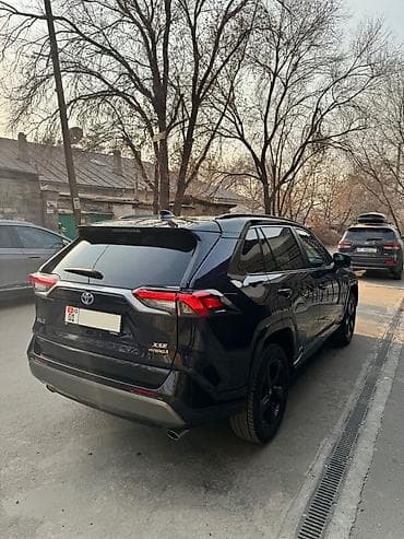 rav4 xa40: Toyota RAV4: 2019 г., 2.5 л, Автомат, Гибрид — 8
