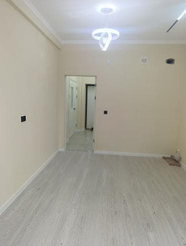 калонка в аренду: Современная отделка квартиры/комнаты в светлой бежевой гамме. - — 7