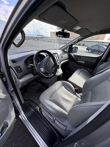 самое машина: Hyundai Starex: 2019 г., 2.5 л, Автомат, Дизель, Фургон — 7