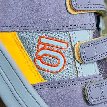 cat обувь: Кроссовки детские adidas Five Ten Freerider Mountain Bike Shoes — 3