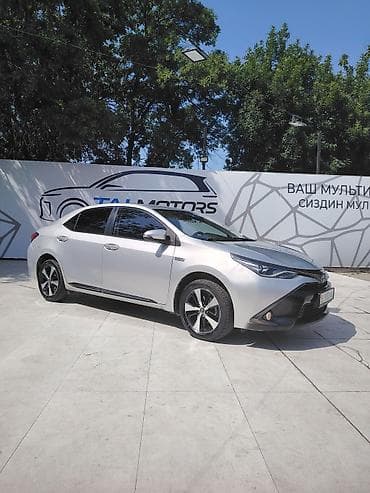 e2 byd: Toyota Corolla: 2020 г., 1.8 л, Вариатор, Гибрид, Седан — 4