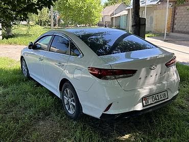 kia sorento 2016: Hyundai Sonata: 2021 г., 2 л, Автомат, Газ, Седан — 6