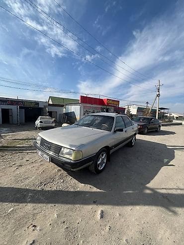 Audi 100: 1988 г., Механика, Седан — 4