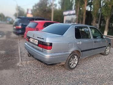 zuumav k7: Volkswagen Vento: 1996 г., Бензин, Седан — 6