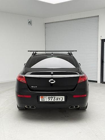 renault logan: Renault : 2019 г., 2 л, Автомат, Газ, Седан — 4