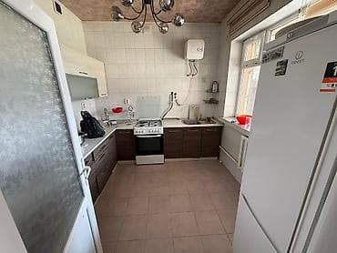 Кыймылсыз мүлк: 250 м², 6 бөлмө, Жылытылган, Кондиционер, Унаа токтотуучу жай — 5
