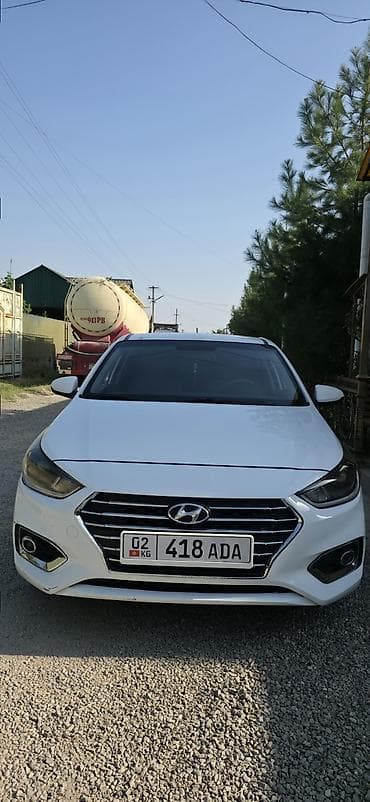 124 панель: Hyundai Accent: 2017 г., 1.4 л, Механика, Бензин, Седан — 1