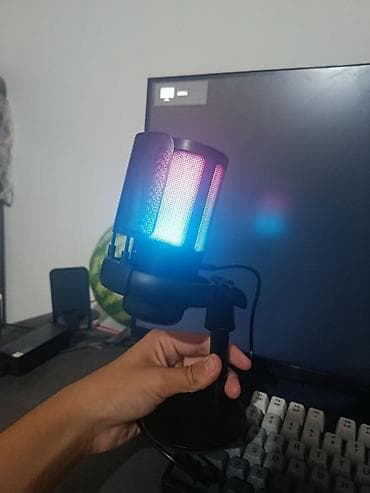 Техника и электроника: Игровой комплект: Беспроводная клавиатура + USB-конденсаторный — 2