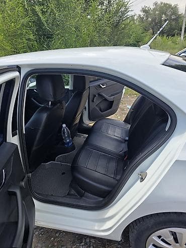 avanta id: Skoda Rapid: 2016 г., Механика, Бензин, Седан — 6