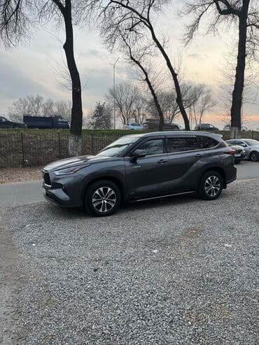 Toyota Highlander: 2021 г., 2.5 л, Автомат, Гибрид, Кроссовер