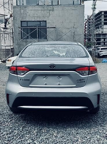 Toyota Levin: 2021 г., 1.8 л, Вариатор, Гибрид, Седан — 6