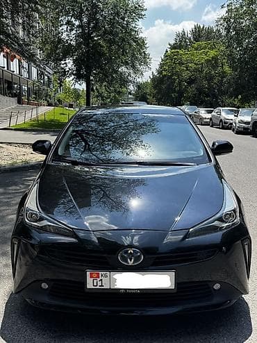 tesla model: Toyota Prius: 2021 г., 1.8 л, Автомат, Гибрид, Хэтчбэк — 2