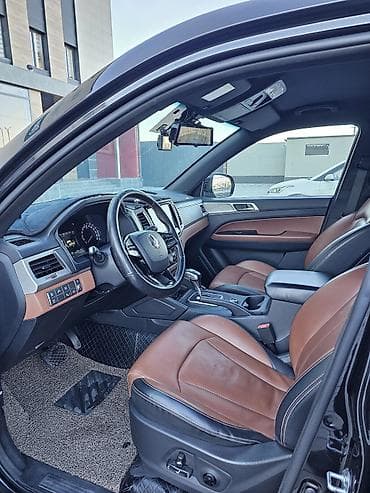 горить: Ssangyong Rexton Khan: 2019 г., 2.2 л, Автомат, Дизель, Пикап — 6