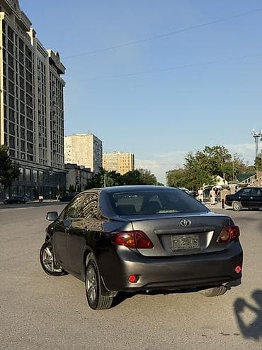 Toyota Corolla: 2008 г., 1.6 л, Автомат, Бензин, Седан — 4