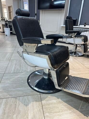 визажное кресло: Описание: Продам барберское кресло в хорошем состоянии. Механика — 2